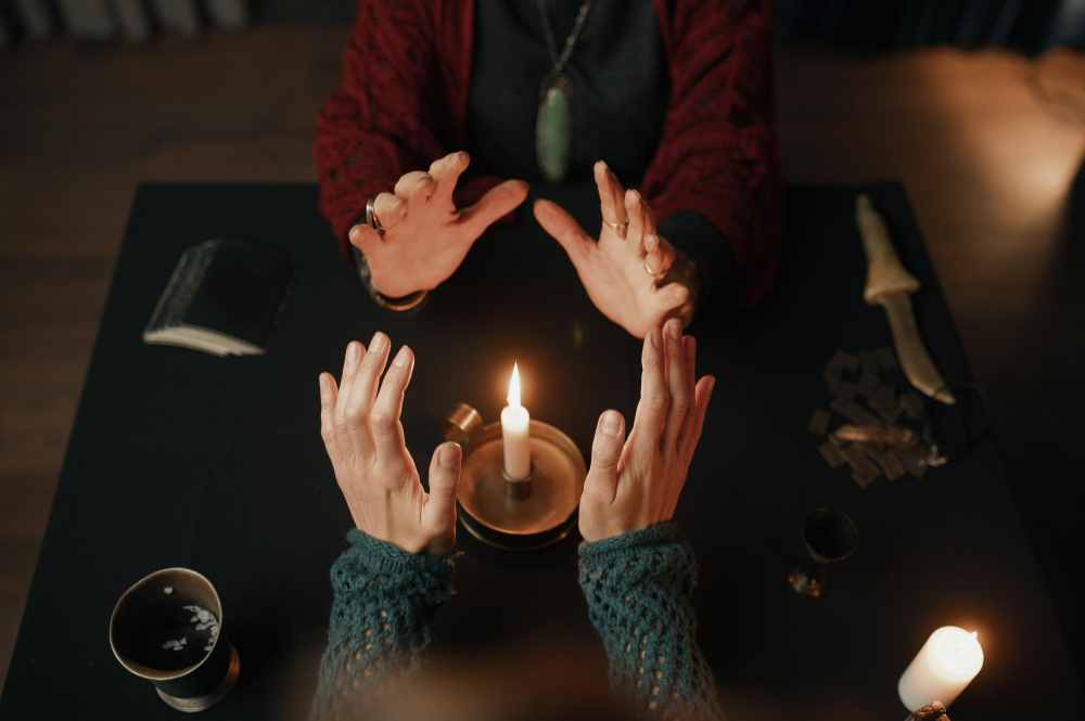 Ritual nocturn de dezlegare la lumina lumânării